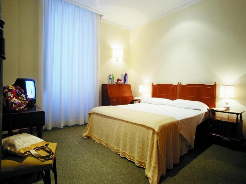 Hotel Touring Wellness & Beauty Fiuggi Kültér fotó